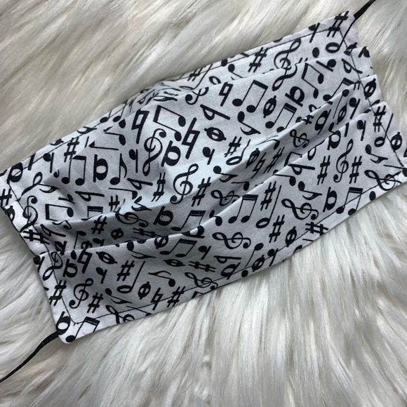 Face mask music notes women’s/teens reversible - Picture 2 of 4